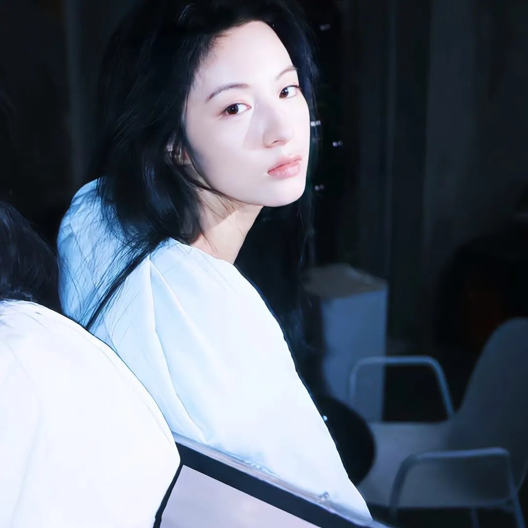 两个人的房间海报